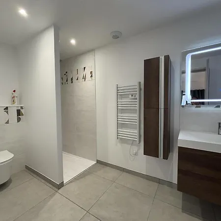 Feriehus Spacieux En Auvergne Avec Piscine Privee Pour 8 Personnes - Fr-1-489-584 Louroux-Hodement